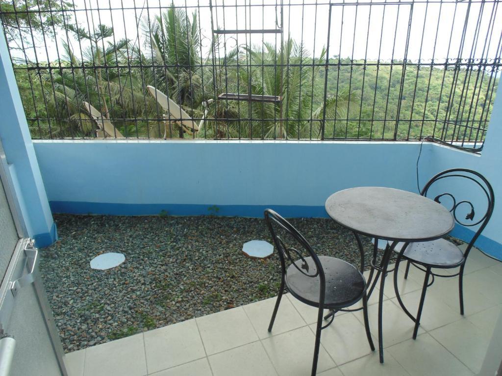 Royal Taal Inn Tagaytay City Екстер'єр фото